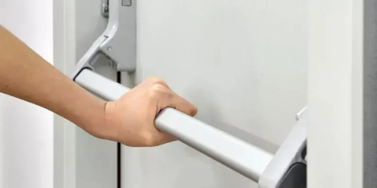 Instalación de pasamanos y barandillas